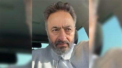 حمادة هلال يظهر بـ لوك رجل عجوز في مسلسل المداح رمضان 2021