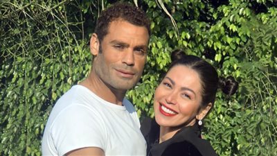 محمد عبدالمنصف : دعم لقاء الخميسي لي طبيعي ونصحتها بعدم الاهتمام بالتعليقات السلبية