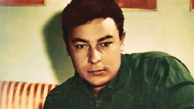 بمناسبة ذكرى ميلاده .. قصص 3 زيجات فى حياة أحمد رمزي صاحب أغرب وصية فى الوسط الفنى