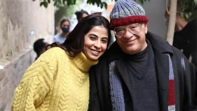 صلاح عبدالله ينشر صورته مع روبي من كواليس مسلسل شقة 6 رمضان 2021