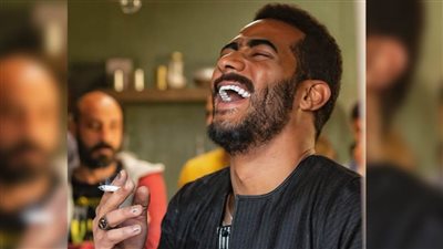 رواد السوشيال ميديا يهاجمون محمد رمضان بسبب شخصية موسى : أول مرة نشوف صعيدى بـ هوليوود سمايل