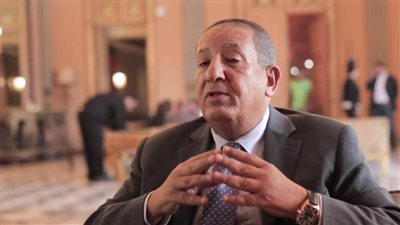 كامل أبو على يجهز لأضخم مشروع مسرحى بـ 130 عمل غنائى استعراضى و26 مسرحية 