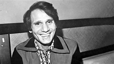 قصة تعرض العندليب لمحاولة اغتيال في إنجلترا على مسرح ألبرت هول بعد نكسة يونيو 1967