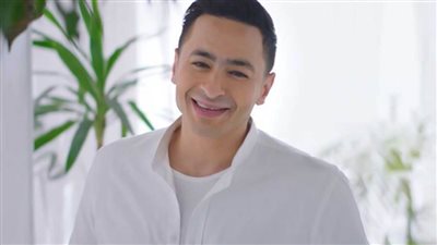 حماده هلال : أغنية مشتاقين إهداء لروح أمى وأشكر كل من ساهم وشارك وظهر فيها