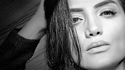 حورية فرغلي لـ خبر أبيض : اللي مسألش عليا في محنتي من صحابي عملتلهم بلوك من حياتي