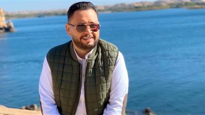 أحمد رزق : تعاقدت على فيلم 200 جنيه وعلمت بتحضيري لمسلسل جديد من السوشيال ميديا