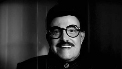 دلال عبدالعزيز عندها حكمة وعمرى ما نافست حد .. آخر تصريحات سمير غانم قبل رحيله