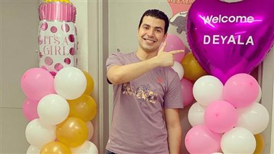 محمد أنور يُرزق بمولودته الجديدة ديالا ويعلق : بقيت أبو البنات