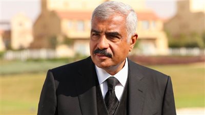 ظهور هشام طلعت مصطفى مع عمرو  أديب .. إعلان عن مشروعاته المقبلة أم إعلان عن نفسه ؟