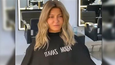 بعد اختفاء 4 سنوات علا غانم تعود لمصر وتقول ساخرة : رجعت علشان أظبط شعري