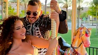 بالصور .. زفاف حسن أبو الروس أحد نجوم بـ 100 وش على مصممة الجرافيك غادة والي بحضور النجوم