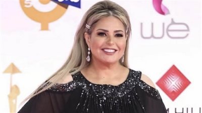 صابرين : أجسد شخصية عايدة امرأة قوية تمتلك سلسلة مصانع في مسلسل حلم والعرض خارج رمضان