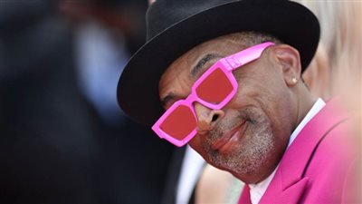 من هو سبايك لي صاحب أغرب بدلة على الريد كاربت ورئيس لجنة تحكيم مهرجان كان ؟