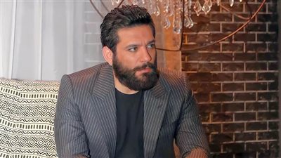 حسن الرداد متهم بجريمة قتل ويتعرض لصدمة بترك حبيبته له في فيلم تحت تهديد السلاح