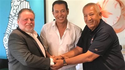 مصطفى شعبان يتعاقد مع شركتي المتحدة للإعلام والباتروس على مسلسله الرمضاني الجديد هو وهي وهم والاسم مؤقت