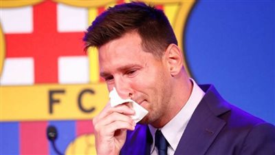 ليلة بكى فيها ميسي : لم أتخيل يوما أنى سأرحل عن برشلونة  