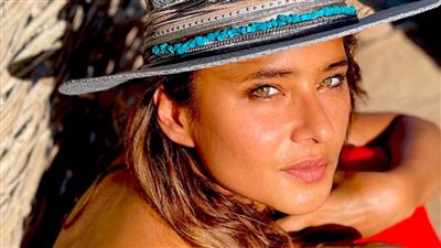 العميل صفر وصقر وكناريا وكازابلانكا 2 .. أعمال تنتظر نيللي كريم بعد شهر العسل 