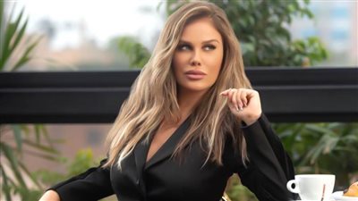 نيكول سابا : نحتاج عمليات التجميل كفنانات والأهم أن نختار ما يليق بنا