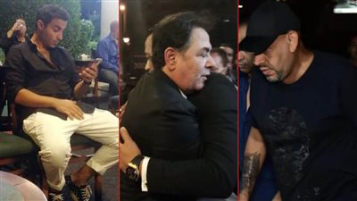 بالصور .. أحمد فهمي وعصام كاريكا وخيري رمضان في عزاء حماة محمد رمضان