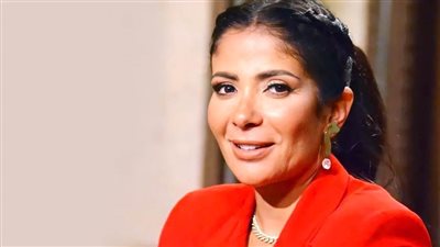 منى زكي : قطعت صور فرحي لأن شكلي مكنش عاجبني واتعلمت من عفروتو التمثيل على المسرح