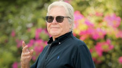 حسين فهمي : قررت اقتحام السوشيال ميديا بكل ما فيها من حسنات وسيئات لتصحيح المعلومات المغلوطة عني