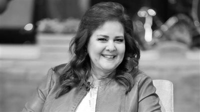 وفاة دلال عبدالعزيز بعد صراع مع فيروس كورونا 