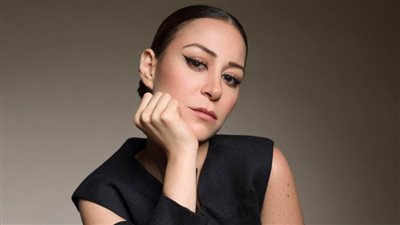 أزمات مسلسلات رمضان بدأت مبكرًا .. مريم نعوم تعتذر عن كتابة مسلسل منة شلبي