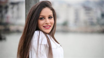 بـ عروستي والمحكمة .. جميلة عوض تنافس بفيلمين في دور العرض في سبتمبر