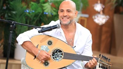 عزيز الشافعي : أغنية بلاش الملامة لخالد سليم سبب تركي مجال الهندسة والتفرغ للموسيقى