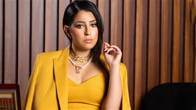 أيتن عامر بطلة مسلسل بعنوان شهر 10 وتجسد دور مريضة سرطان الثدي