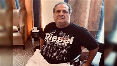 خالد الصاوي بعد ظهوره على كرسي متحرك : المسكنات عملت معايا الدنيئة 