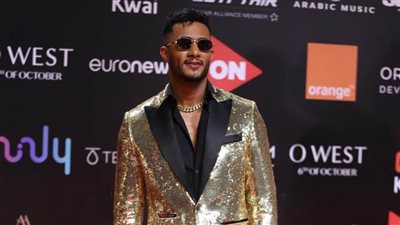 محمد رمضان عن انتقاد فيديو المضيفات : دي جماهيرية والناس بتحبني