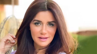 غادة عادل تستعد لأول بطولة مسرحية بعنوان عفريتة نص الليل والعرض فى موسم الرياض