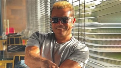 عمرو دياب الأكثر استماعًا والأفضل على يوتيوب فى تصنيف الأغاني والنجوم الأكثر شعبية في مصر