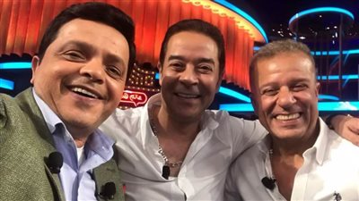 محمد هنيدي يكشف عن ضيوف أول حلقات برنامج هنيدي شو والعرض الليلة على المحور
