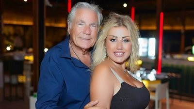 مصطفى فهمي : تزوجت فاتن موسى ومعها حقيبة ملابس واحدة وطلبت شقق وفيلات تفوق قدرتي المالية  