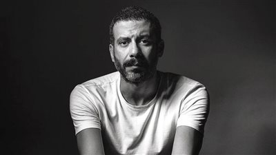 حظ محمد فراج في أول بطولة .. اعتذار مخرج ومدير تصوير ومهندس صوت مسلسل غرفة 207 وتوقف التصوير