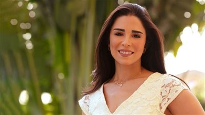 المرض الملعون دمرني .. كواليس رحلة الإعلامية أسماء مصطفى المريرة مع السرطان 