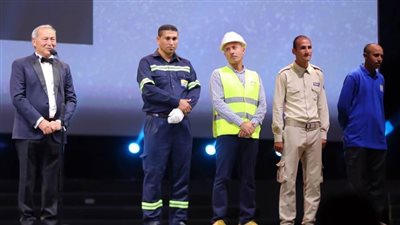 كشف حساب الجونة 2021 .. العمال شخصية مهرجان الجونة عن جدارة واستحقاق