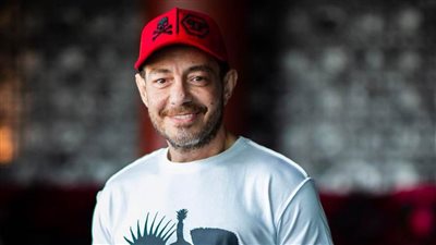 أحمد زاهر اسمه شهاب ويعمل صحفي حوادث خلال أحداث مسلسله الجديد سوشيال