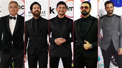 بالصور : النجوم الرجال يتألقون على السجادة الحمراء في حفل ختام الدورة 43 من مهرجان القاهرة السينمائي