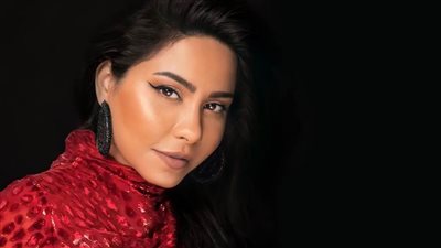 شيرين عبدالوهاب لجمهورها : أنا جامدة بيكم وماليش غير أمي وبناتي