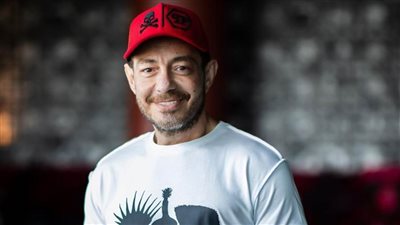 أحمد زاهر : نناقش خطورة السوشيال ميديا على حياتنا وأجسد دور صحفي حوادث في مسلسل سوشيال