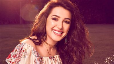 كندة علوش : ستات بيت المعادي كان مفاجأة وانتهيت من تصوير فيلم جديد بعنوان The Yellow Bus