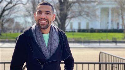 مؤمن زكريا لـ خبر أبيض : أشكر من يطلقون شائعة وفاتى لأنهم يجعلونني أرى حب الناس لي