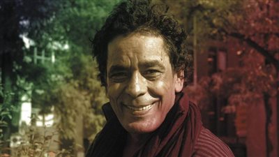 محمد منير لـ خبر أبيض : هخلي الناس تحب الحياة أكتر في 2022