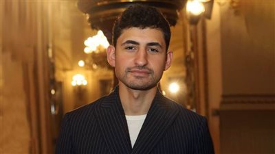 أمير المصري يتعاقد على بطولة مسلسل جديد بعنوان ممكن نرجع المأخوذ عن فورمات مسلسل Crazy Ex-Girlfriend