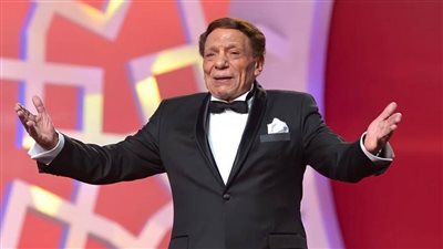 بعد غيابه طوال عام 2021 دراميًا وسينمائيًا ومسرحيًا وإعلاميًا لأول مرة .. هل اعتزل الزعيم الحياة الفنية ؟
