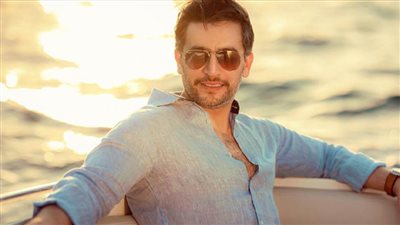 هاني سلامة يبدأ تصوير أولى مشاهد مسلسله الجديد قلب واحد الأسبوع المقبل رمضان 2022