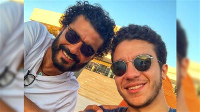 نور خالد النبوي : أنا عميق وتافة في نفس الوقت ووالدي بيحب نقول له يا خالد حتى لا نشعره بأنه تقدم في العمر